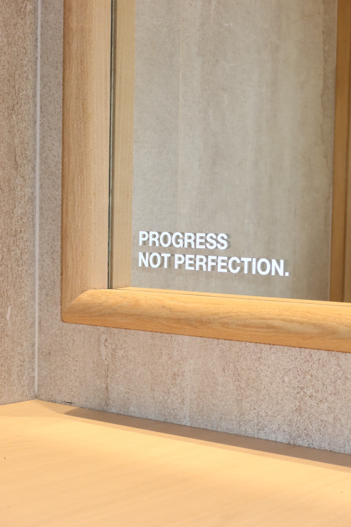 Miroir du studio REFORME : Progress not perfection