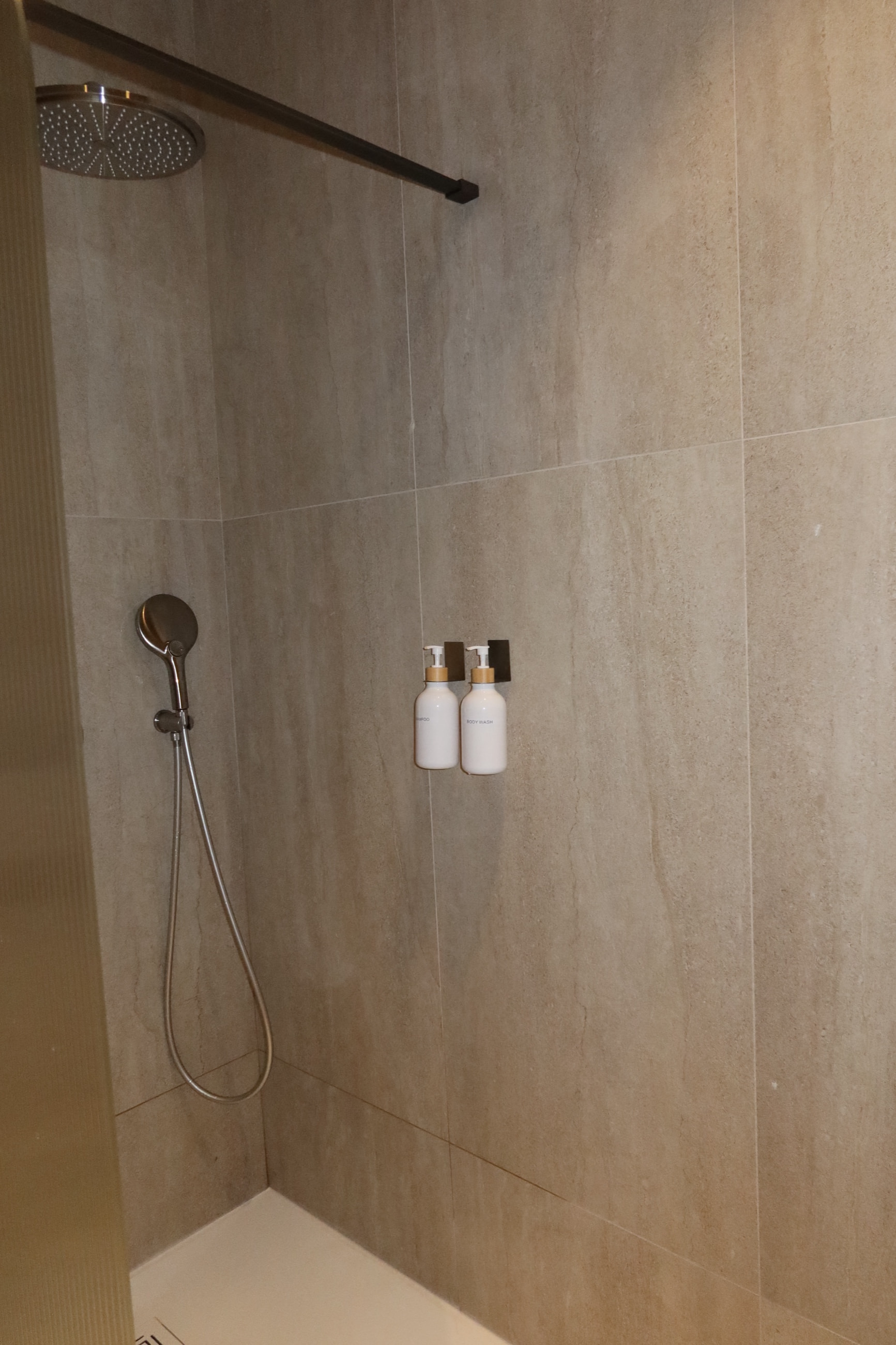 La douche du studio REFORME